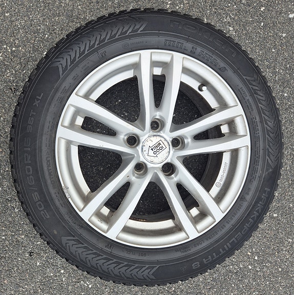 Volkswagen Touran 10 of 19