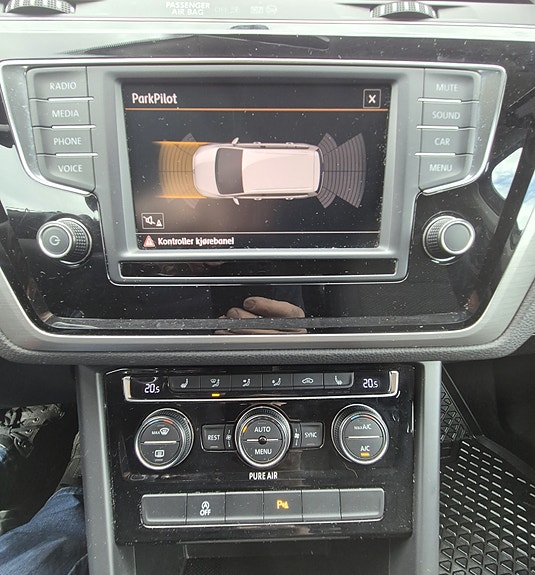 Volkswagen Touran 16 of 19