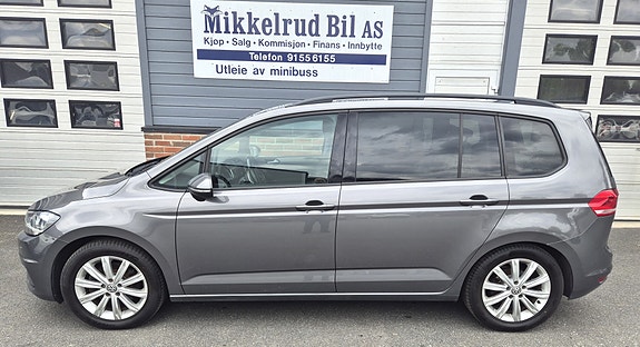 Volkswagen Touran 6 of 19