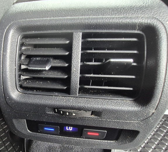 Volkswagen Touran 13 of 19