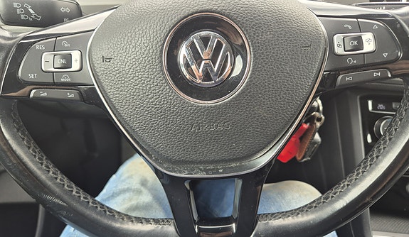 Volkswagen Touran 14 of 19