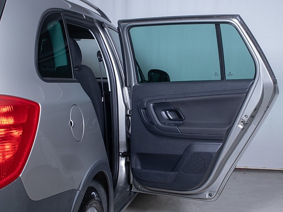 Skoda Fabia 12 of 30