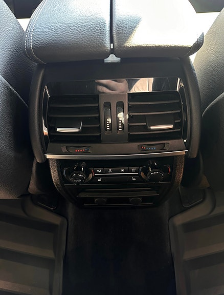 BMW X5 27 of 30