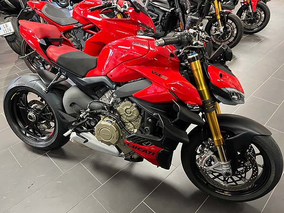 Ducati Streetfighter V4 S