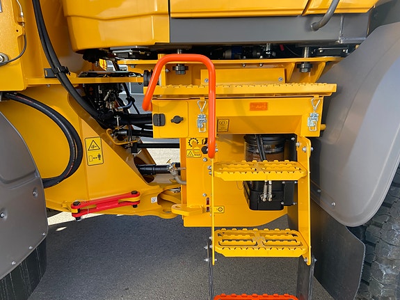 Volvo L 90H2 UBRUKT 8 of 17