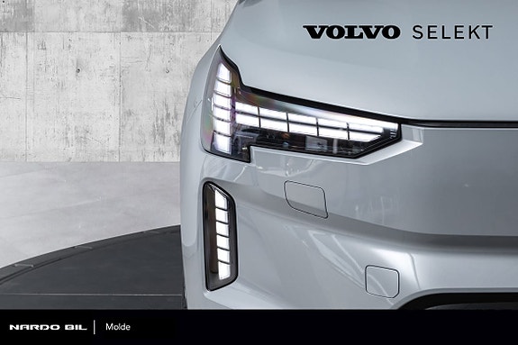 Volvo EX90 3 of 30