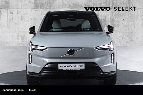 Volvo EX90 2 of 30