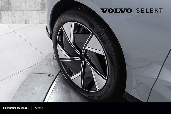 Volvo EX90 4 of 30