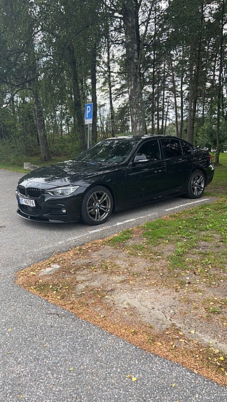 BMW 330e 6 of 18