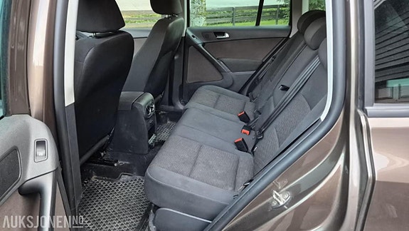 Volkswagen Tiguan 15 of 30