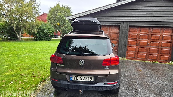 Volkswagen Tiguan 5 of 30