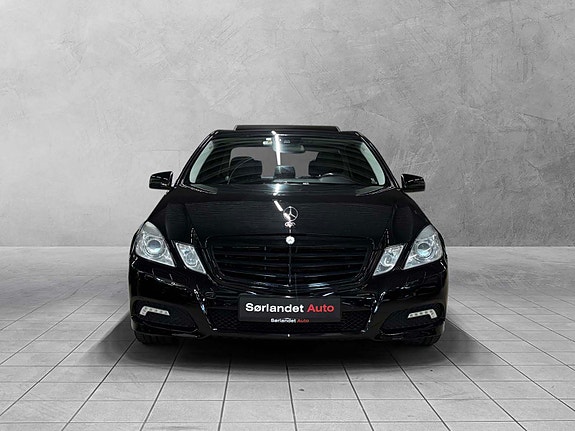Mercedes-Benz E-Klasse 4 of 5