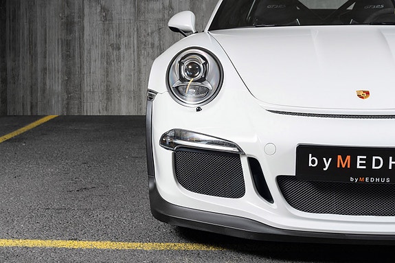 Porsche 911 5 of 30