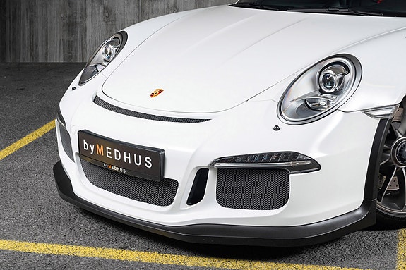 Porsche 911 10 of 30