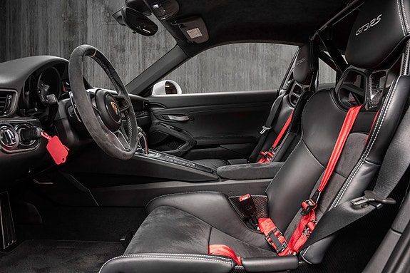 Porsche 911 19 of 30