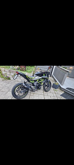 Kawasaki Z 125 5 of 5