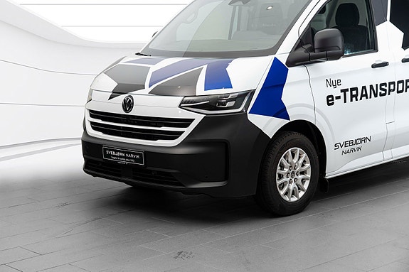 Volkswagen Transporter 2 of 24