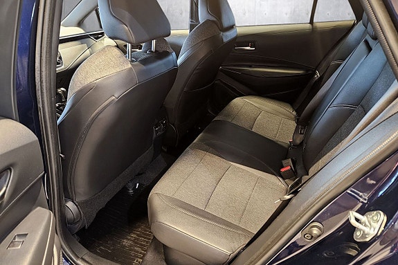 Toyota Corolla 11 of 30
