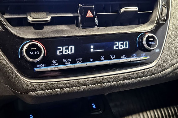Toyota Corolla 18 of 30