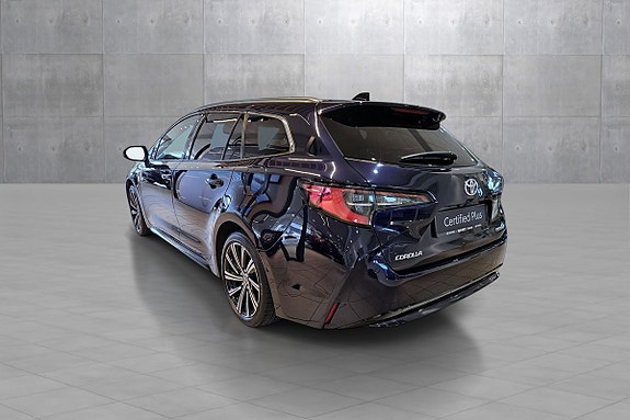 Toyota Corolla 3 of 30