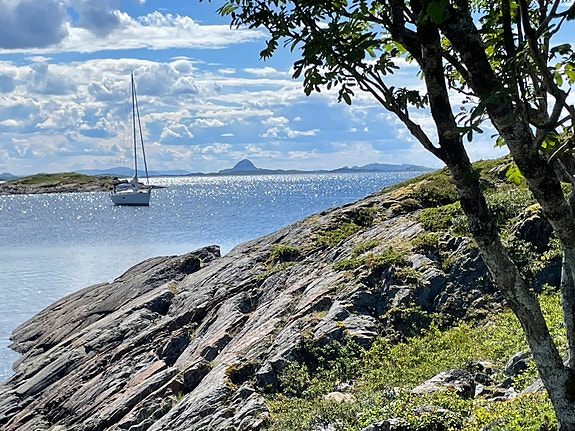 Beneteau Oceanis 361 Clipper 3 of 5