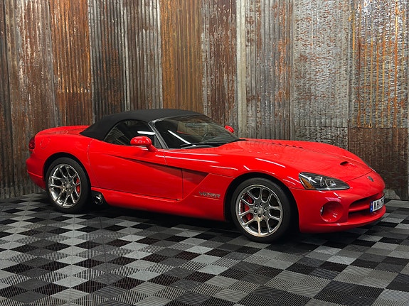 Dodge Viper 3 of 5