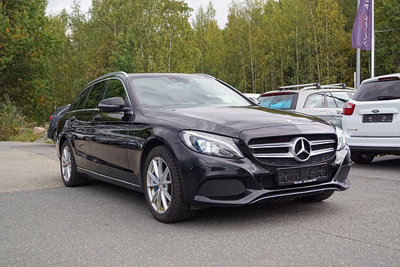 Mercedes-Benz C-Klasse 3 of 30