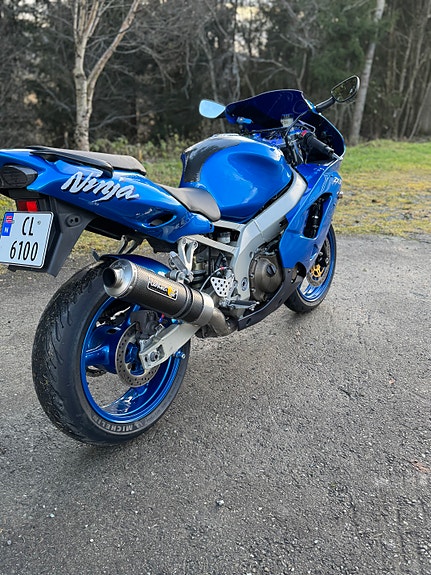 Kawasaki motorsykler til salgs (side 1) | FINN
