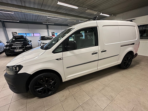 Volkswagen Caddy Maxi 12 of 23