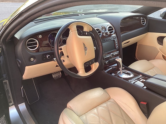 Bentley Continental GT 11 of 13