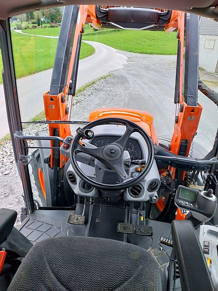 Kubota M5-111 8 of 16