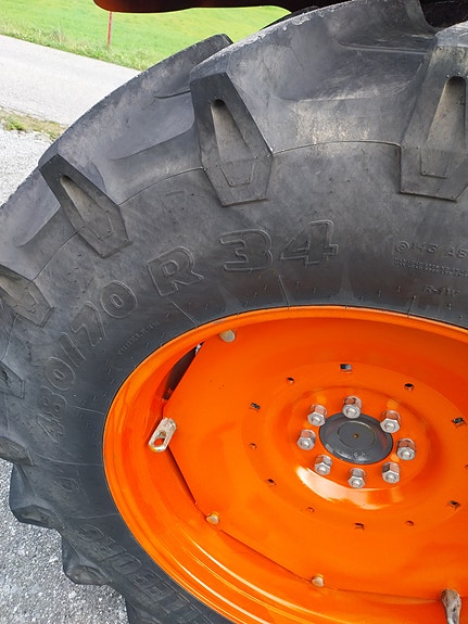Kubota M5-111 11 of 16