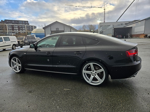 Audi A5 12 of 30
