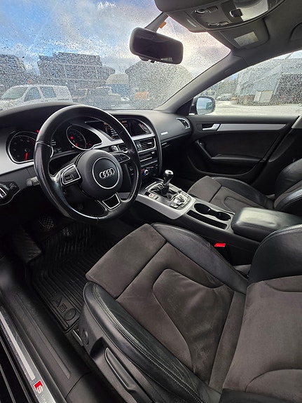 Audi A5 6 of 30