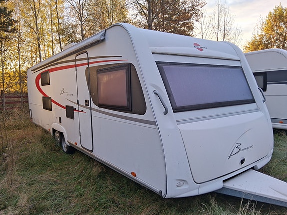 Bürstner 800 Tk Belcanto Nordic Køyer barne vennlig løsning