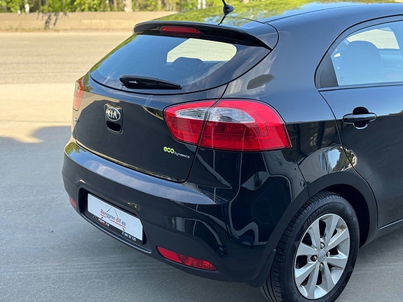 Kia Rio 17 of 30