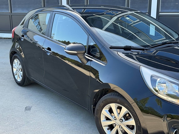 Kia Rio 3 of 5