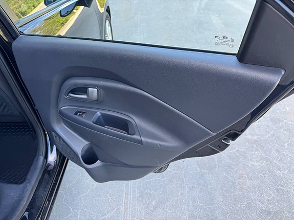 Kia Rio 21 of 30