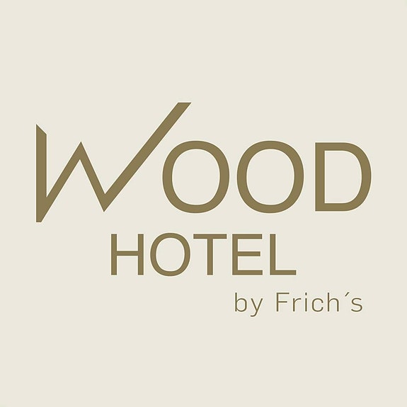 WOOD HOTEL BRUMUNDDAL logo