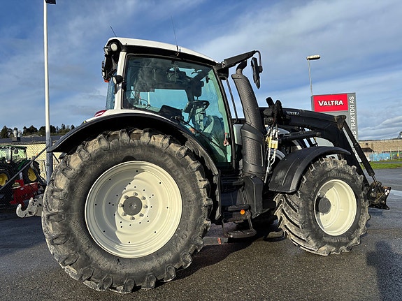Valtra N174 Direct, GPS RTK, front pto, laster, Vintepak. 2019, kr 1 279 000,-