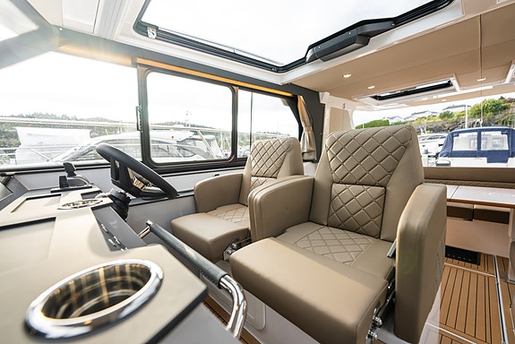 Aquador 400 HT / Fullspekket - Eksklusivt introduksjonstilbud 29 of 30