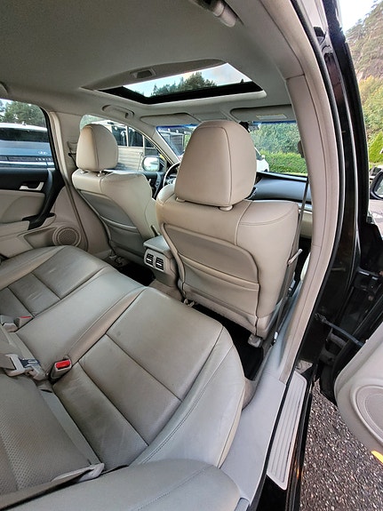 Honda Accord 13 of 28