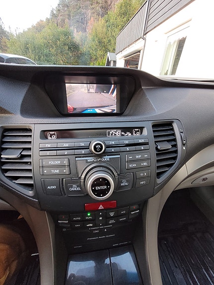 Honda Accord 19 of 28