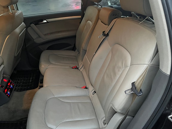 Audi Q7 26 of 30