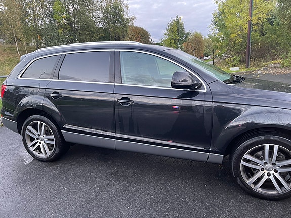 Audi Q7 5 of 30