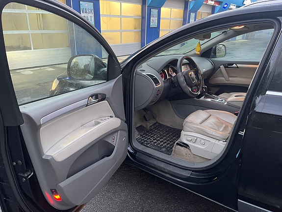 Audi Q7 19 of 30