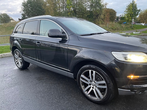 Audi Q7 6 of 30