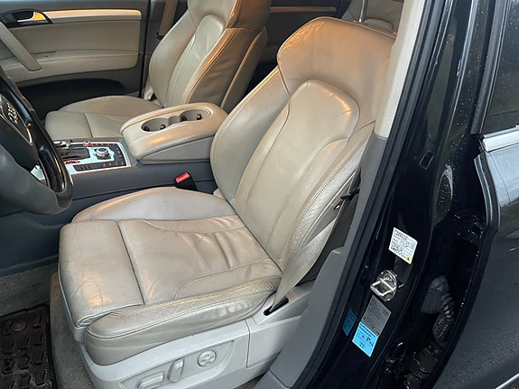 Audi Q7 21 of 30