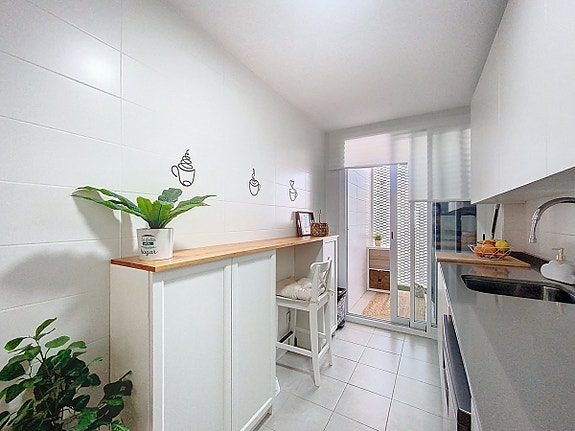 Moderne duplex-penthouse i Estepona sentrum | 70 m² takterrasse og basseng på taket