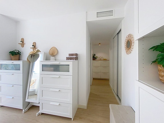 Moderne duplex-penthouse i Estepona sentrum | 70 m² takterrasse og basseng på taket